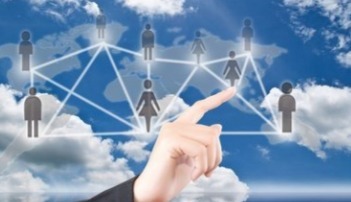 代碼即未來 男孩學計算機信息技術，酷炫高薪的硬核選擇